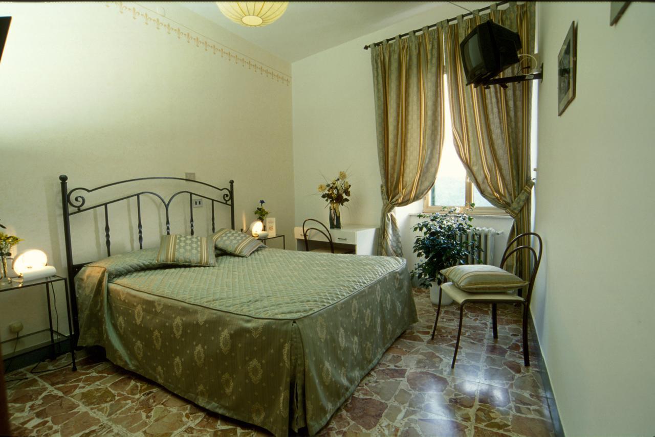 Albergo Guastini Pitigliano Eksteriør bilde